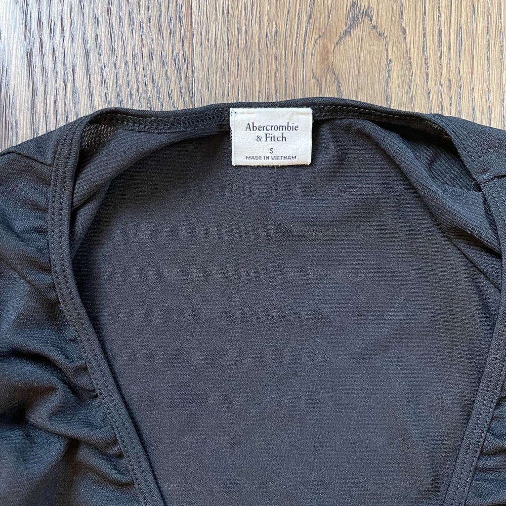 Abercrombie Lot of 5 Small Tops Coverup Skirts S - Picture 3 of 11